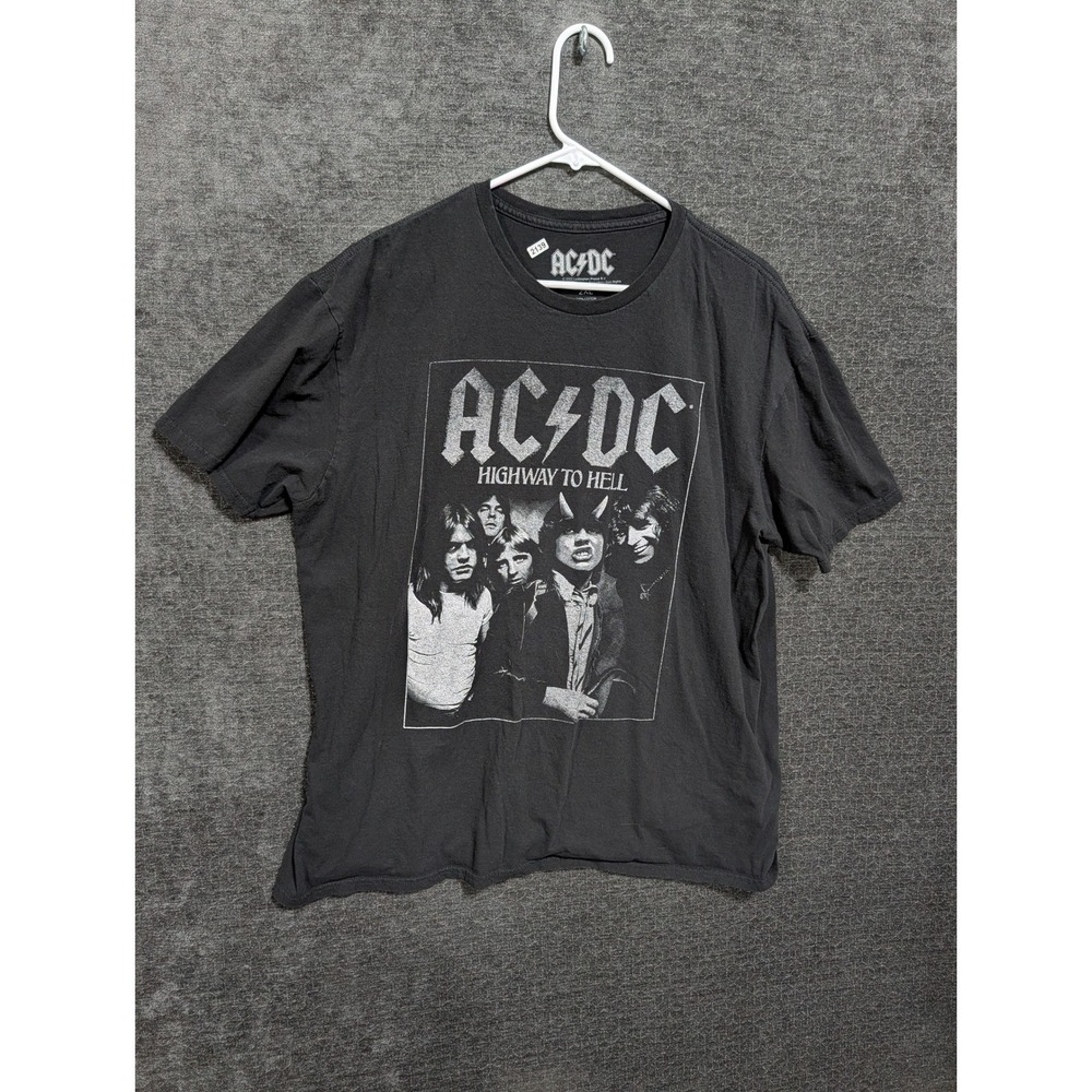 AC/DC Highway to Hell Band Graphic T-Shirt Black Mens 2XL Short Sleeve Cotton